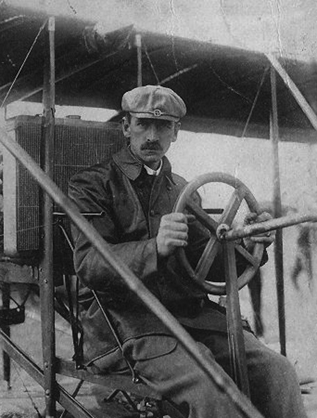 Greely Curtis in France at Reims Aviation exhibition