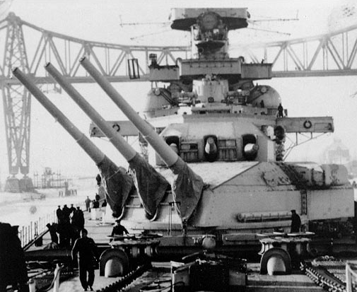 Scharnhorsts 280mm turrets