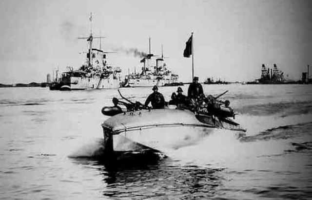 The Italian torpedo boats, known as Motoscafo Armato Silurante, or MAS, proved to be an ingenious weapon. While most believed the era of the torpedo boat would be over with the advent of the destroyer, the Italians managed to craft them into still formidable weapons.