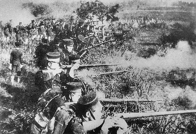 Japanese troops besieging Weihaiwei