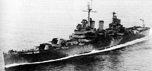 USS_Phoenix_CL-46_underway_at_sea_in_1944
