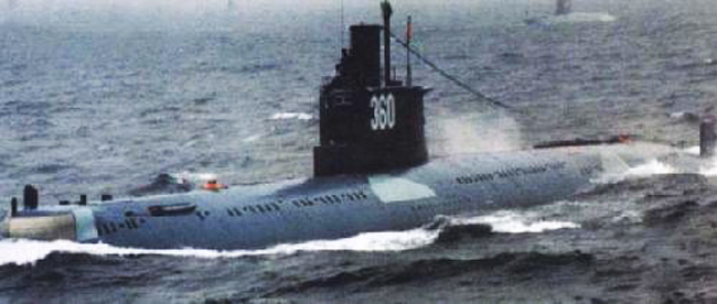 Ming class Type 035 at sea
