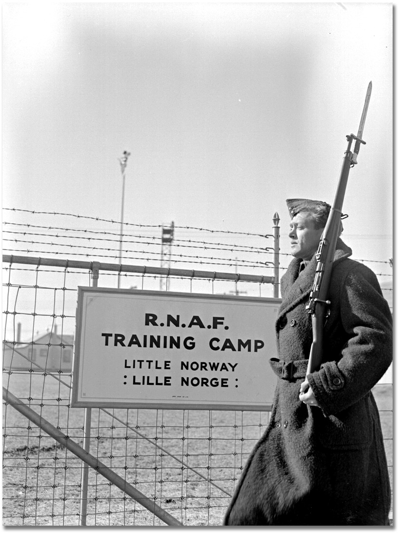 Guard little Norway Toronto