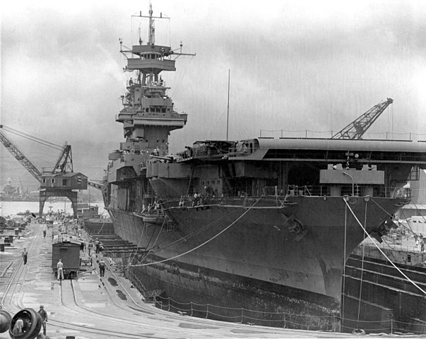 USS Yorktown in drydock, Pear Harbor 29 May 1942