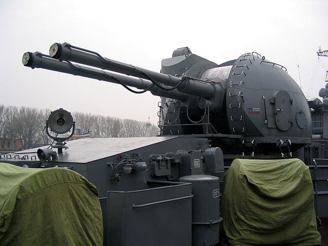 AK-130_on_destroyer_Nastoychivyy