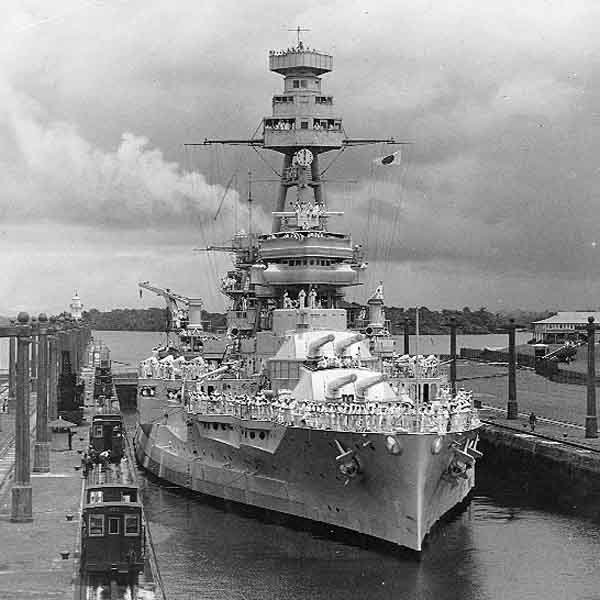 USS Texas through the Panama canal