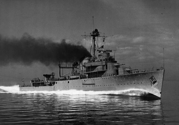 Tromp making her sea trials in 1938