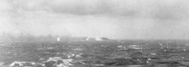Battleship_Bismarck_burning_and_sinking