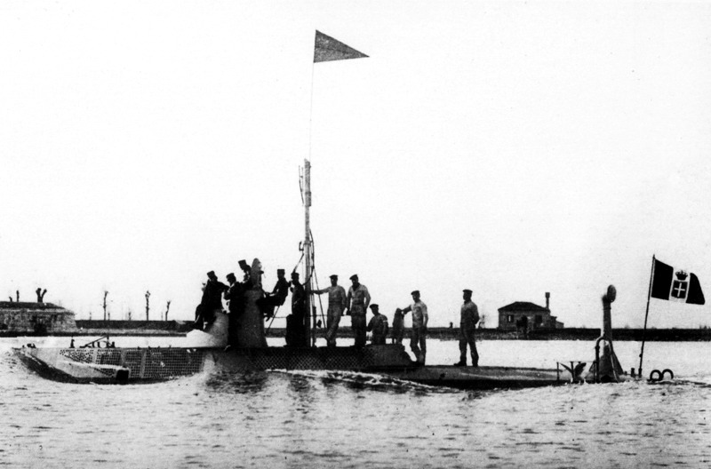 submarine Delfino