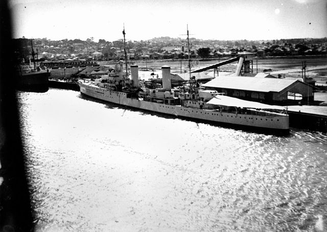 HMS Hobart in Brisbane, 1939