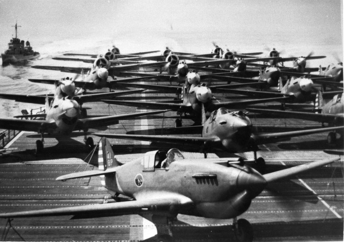 P-40Bs_aboard_USS_Wasp