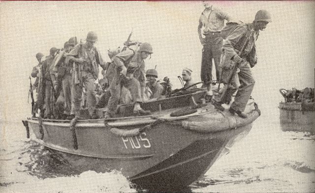 Reinforcements_land_on_Guadalcanal-LCPL