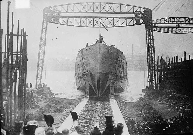 HMS_Queen_Mary_launched