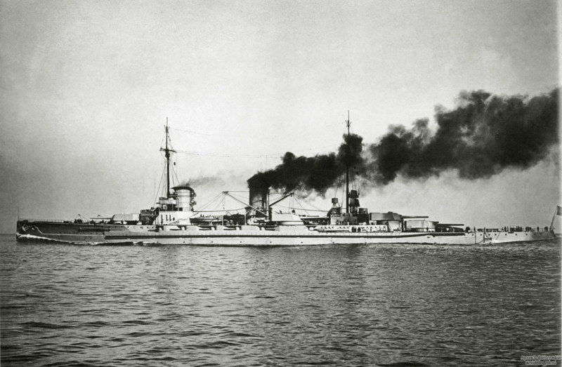 SMS Moltke in 1915