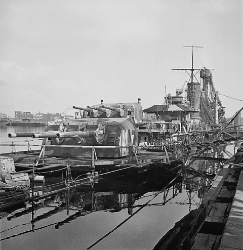 Köln sunk in Wilhelmshaven march 1945